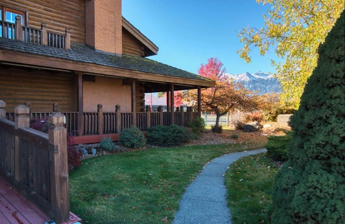 Joseph Condo | Mt. Joseph Lodge in Downtown Joseph: Unit #7