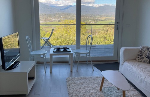 Healesville Apartment | Mt Rael Healesville Suite 1 The Zar - Stunning views & spa