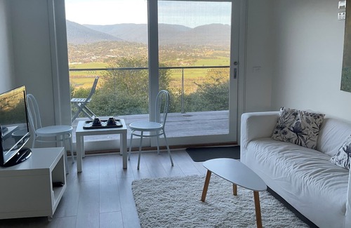 Healesville Apartment | Mt Rael Healesville Suite 1 The Zar - Stunning views & spa