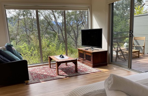 Healesville Apartment | Mt Rael Healesville Suite 4 Javan