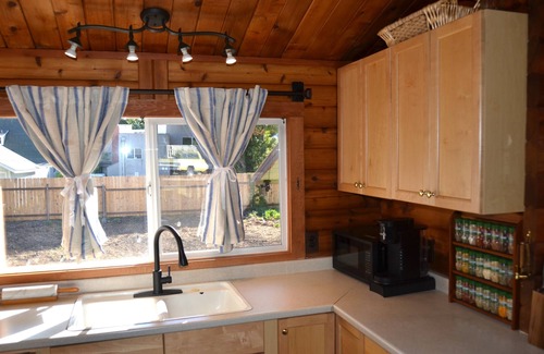 Mount Shasta House | Mt Shasta's Stargazer Cabin