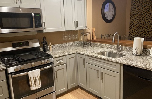 West Dover Condo | Mt. Snow & Haystack/Hermitage Area 3BR Condo