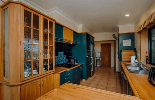 Okaiawa Apartment | Mt Taranaki Vista Rural Holiday Home