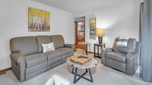 Overlook Park Apartment | Mt View Lodge - Unit 21