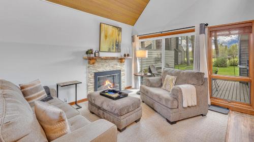 Overlook Park Apartment | Mt View Lodge - Unit 21