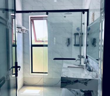 Chirundu Hotel | Mthuzi Nadi Lodge