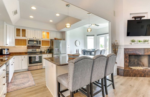 North Mountain Villa | Mtn & City Views: Stunning Villa in Phoenix!
