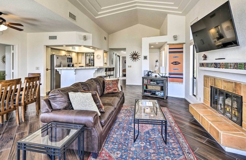 Borrego Springs House | Mtn-View Borrego Springs Home on Golf Course!
