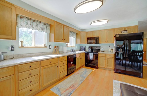 Garden Valley House | Mtn-View Oasis w/Pool Access in Garden Valley