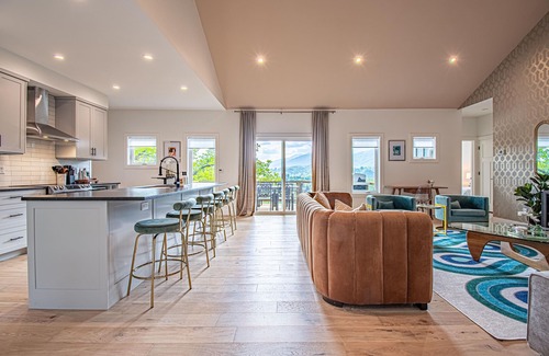 Waynesville Cabin | Mtn views - Hot -tub - Ice -bath - Fire- pit - Wifin