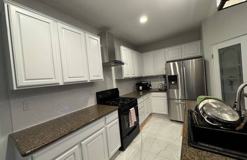 Coachella House | Muñoz Residence, Just 2 minutes away from Coachella fest - Family sized house