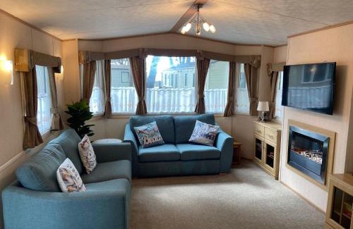 Mudeford Ski Chalet | Mudeford Beach Lodge