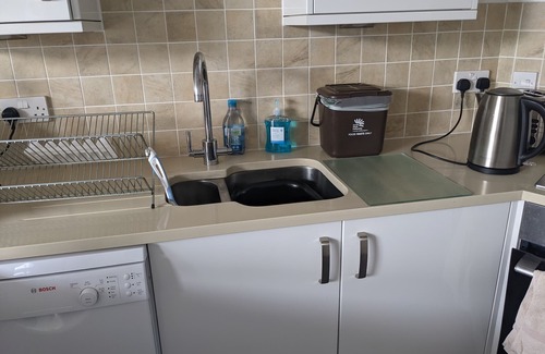 Mudeford Apartment | Mudeford flat near Beach and Quay