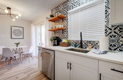 University Hills and Windsor Park House | Mueller District - Family-Friendly - Windsor Park