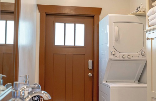 Muenster Bed & Breakfast | Muenster 1BR w/Patio | Near Wineries & Downtown