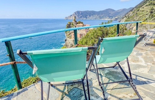 Vernazza Villa | Muin a Ventu Historical Tower