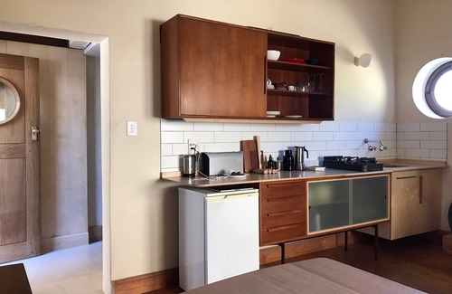 Kalk Bay Apartment | Muizenberg Magic-beach and mountain apartment