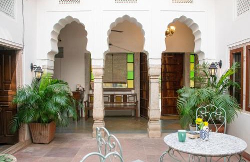 Adarsh Nagar Bed & Breakfast | Mukam at Kanak Vilas, Jaipur