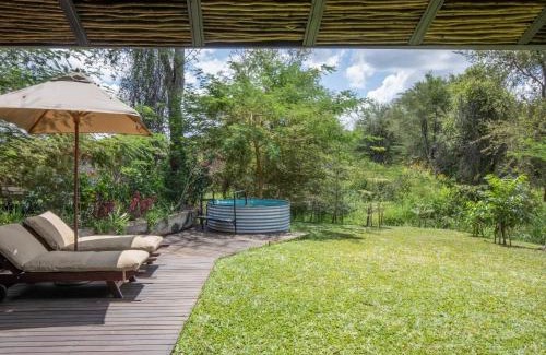 Livingstone Cabin | Mukwa River Lodge