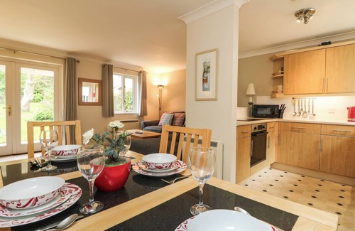 Falmouth House | MULBERRY COTTAGE, family friendly, with a garden in Falmouth