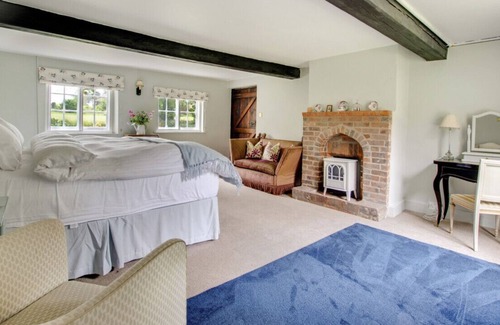 Foxhall House | Mulberry End - One Bedroom House, Sleeps 2