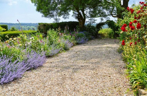 Winsham Villa | Mulberry House - Seven Bedroom Villa, Sleeps 16