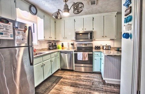 Panama City Beach House | Multi-family Beach Retreat: 2 units+walk to beach+hot tubs+kings+great location