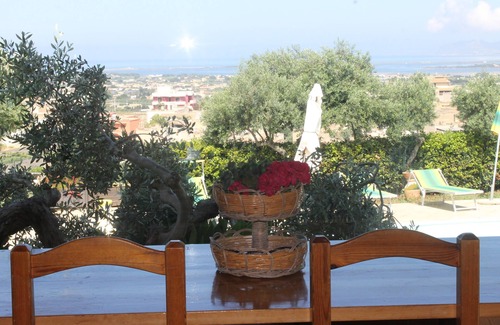 Marsala Villa | Multi-room apartment x 10 people in resort