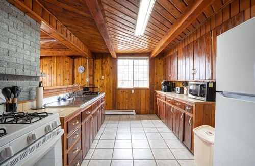 Mayfield House | Multi-unit with lake access and stunning views