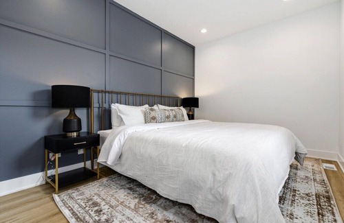 Bucktown House | MultiManor: A Renovated Bucktown Coach House