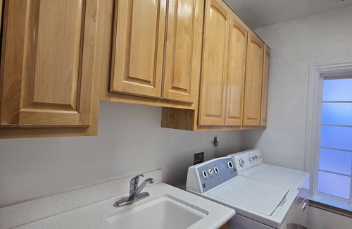 Summit Estates Apartment | Munguia Summit Camp Modern Home Unit B