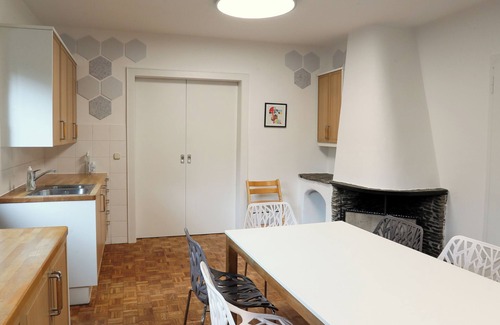 Am Waldfriedhof Apartment | Munich center just a 10-minute subway ride away: 130 m², 4 bedrooms, 2 bathrooms