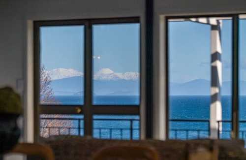 Hilltop House | Muritai - Size! Location! Views!