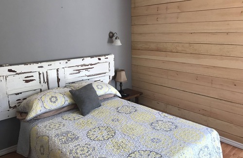 Bonnechere Valley House | Murphy’s Motel