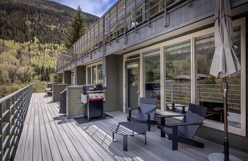 Telluride Condo | Muscatel-Curate Telluride-Hot Tub, Views, Town Park, Near Gondola, Parking