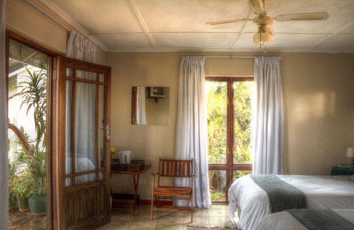 Bulawayo Bed & Breakfast | Musketeers Lodge