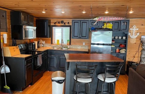 Port Carling Cottage | Muskoka Lakes Cottage Escape