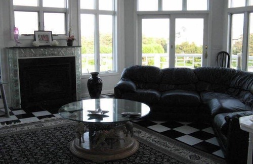 Katama House | MV Beach Escape - Spacious Katama Beach House. nBooking for 2026