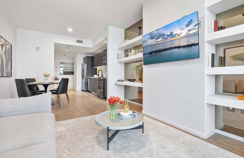 Downtown Miami Apartment | MVR - 2BR Luxury Stay in the Heart of Miami