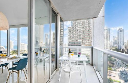Downtown Miami Apartment | MVR - Direct Bay View - Corner Smart TV