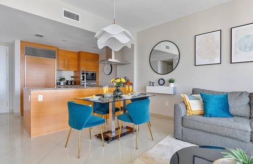 Downtown Miami Apartment | MVR - High-Rise Escape with Spa Access