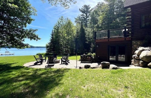 Manitowish Waters Cabin | MW Chain Retreat! EXTRA Outdoor Space!