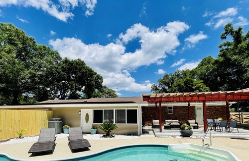 Bellview House | My Copacabana w/Tropical 🏝️Pool near Beach🏖️