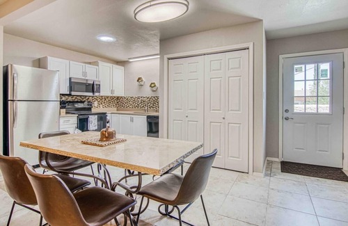 El Paso House | My Cozy Duplex “A” in the Heart of West Side.
