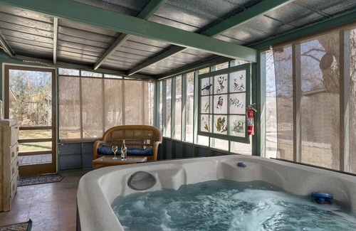 Fredericksburg House | My Little House | Hot Tub | Shared Pool