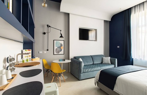 Naples City Centre Cabin | My Lodge Italy - Via Duomo 305 - Naples