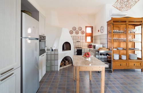 Nubia Villa | My Rental Homes - Salt Villa with private pool and spacious panoramic terraces