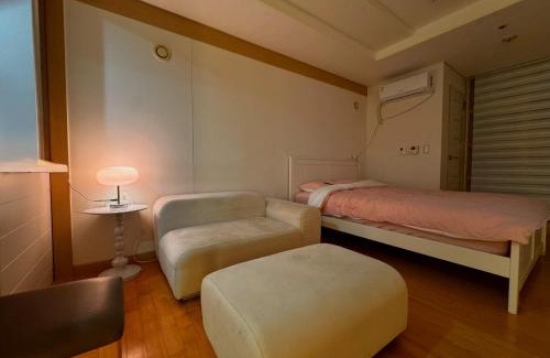 COEX Apartment | My Seoul Home - Gangnam Seolleung Station Exit 1
