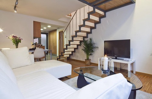 El Putget i Farro Apartment | My Space Barcelona 5 Apart. near Vall d'Hebron up to 30 people