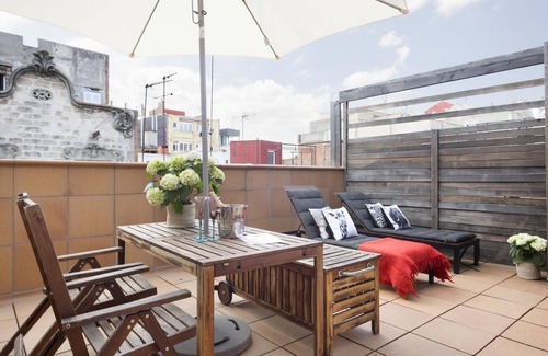 la Vila de Gracia Apartment | My Space Barcelona Penthouse near commercial area with pool and terrace